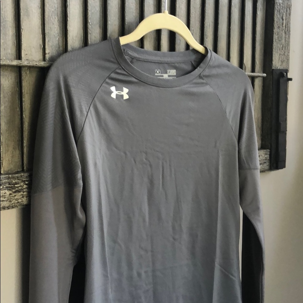 NWT - Under Armour Long Sleeve Heat Gear